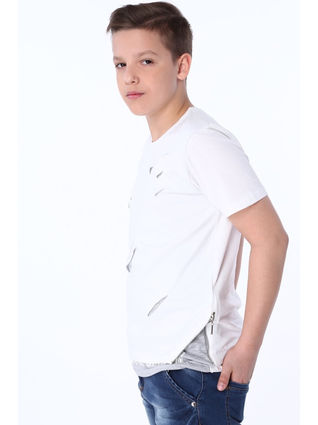 Weißes Jungen-T-Shirt mit Schnitten NDZ47018 – Online-Shop – Boutique